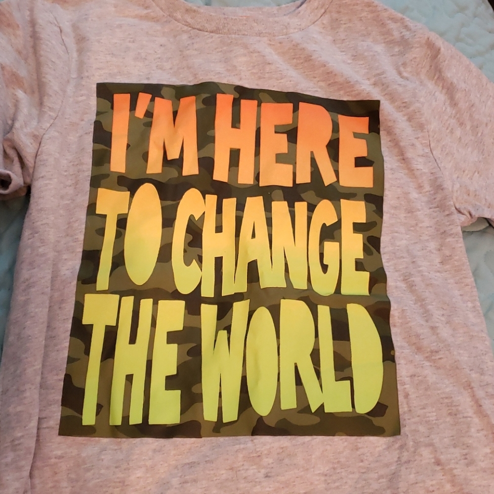 Boys t shirt.                  1